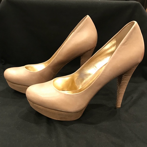 👠NWT GUESS LIGHT NATURAL LEATHER HEELS 👠 - Picture 6 of 6